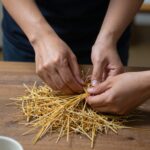 참두릅 손질 과정, 밑동 정리와 가시 제거하는 모습