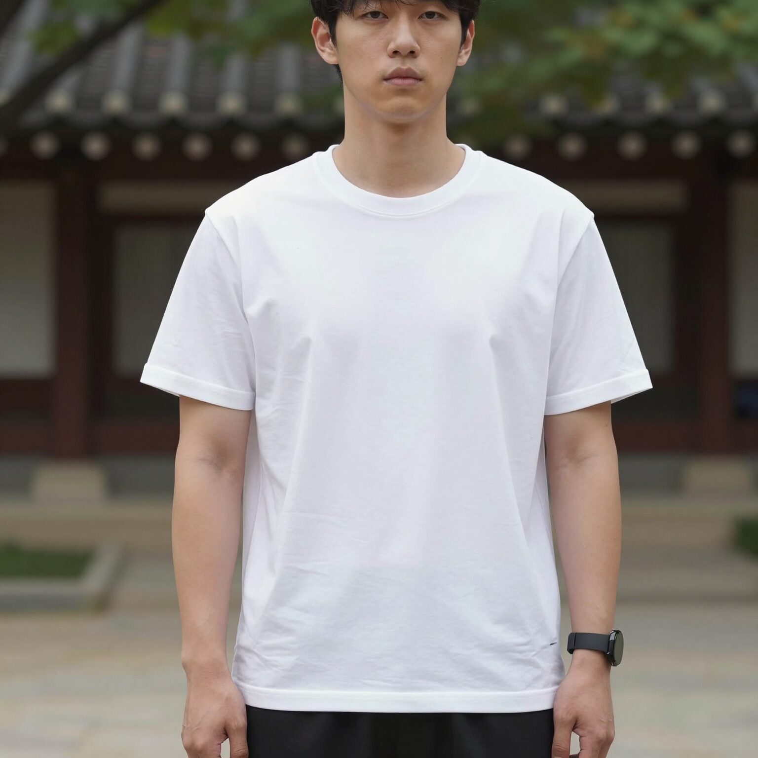남자 오버핏 반팔 흰티 10수 착용 모습