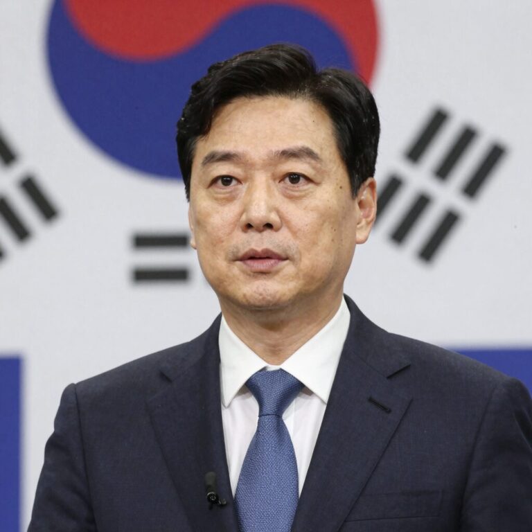 최혁진 국회의원 프로필 사진 국회 기자회견