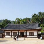 강원도 춘천 풀빌라 발리376 외관과 숲속 불멍존 전경