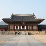 2026년 여름 나를 찾은 최애의 사원 경주 불국사 대웅전 앞마당의 아침 풍경, 고요하고 엄숙한 분위기