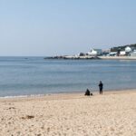 2026 거제 구조라해수욕장 방문 정보 거제 구조라해수욕장의 잔잔한 바다와 넓은 모래사장 풍경