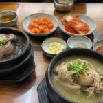 남한산성 삼계탕 맛집 용마루 삼계의 능이삼계탕과 녹두삼계탕 식탁 위 사진